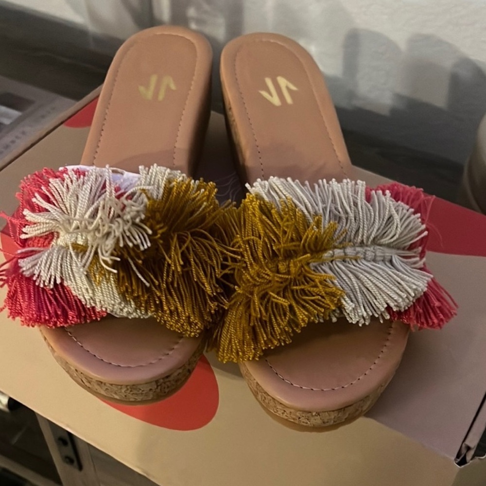 Brand New Silvia Cobos sandals, Size 12 (run small). Comes in dust bag. - Picture 2 of 4